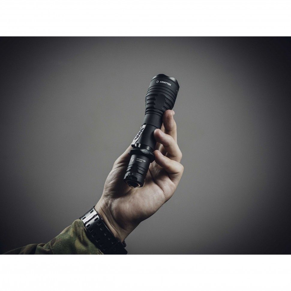 Тактический фонарь Armytek Viking Pro Magnet USB (теплый свет)